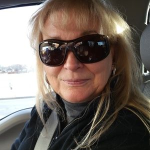 Meet your Posher, Cyndi